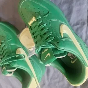 Nike Emerald and Lemon Sneakers DV5429-800 Nike SB Dunk Low Orange Emerald Rise Noise Aqua  main image 2